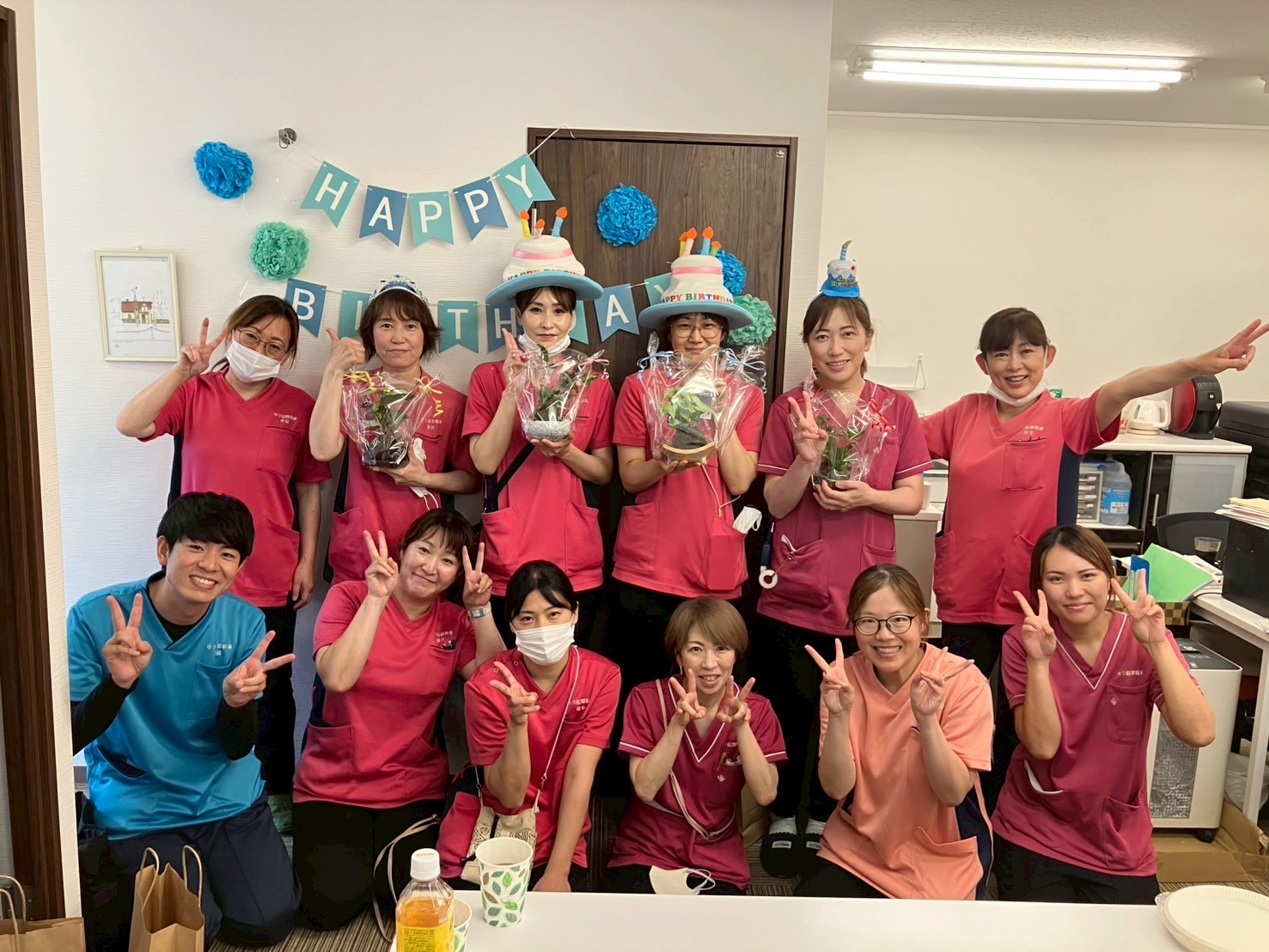 ケーキと笑顔で雨も吹き飛ぶ♪６月のお誕生日会